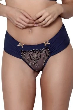 Axami String Floral V-9338